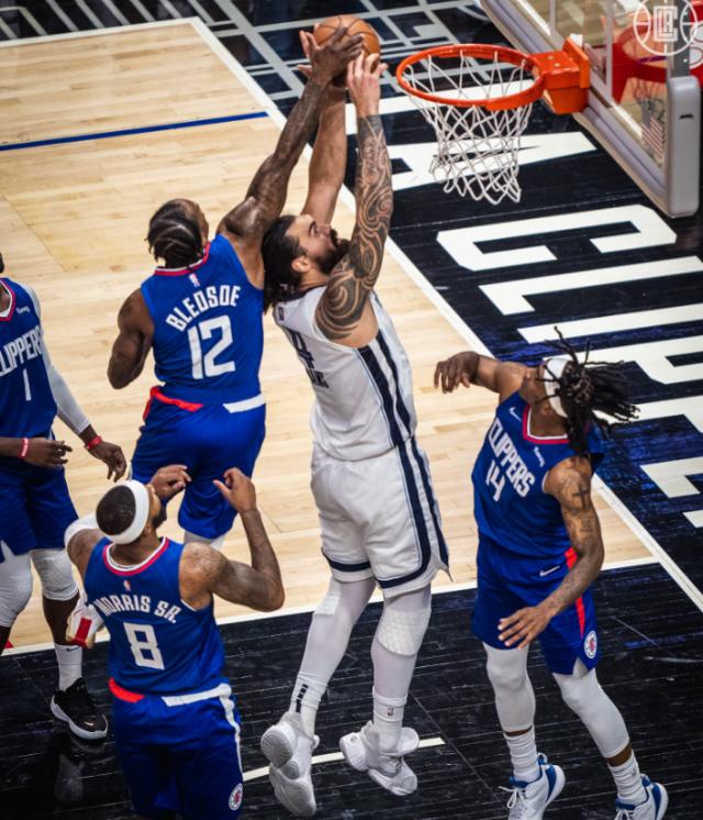 开云官方网站入口-乔治空砍41分 快艇遭遇开局两连败却无需悲观